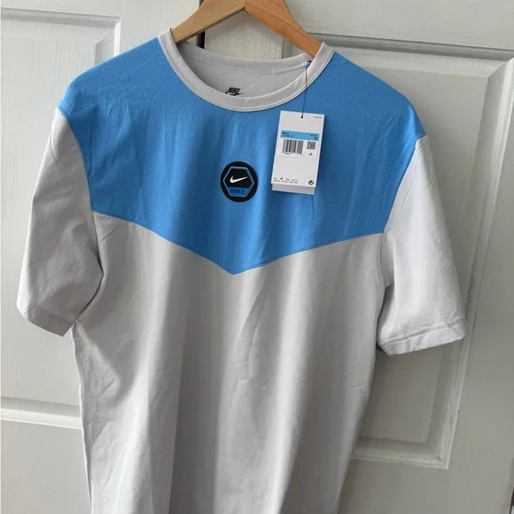 Nike Men's Light Blue and White Short Sleeve Tee - Picture 1 of 5